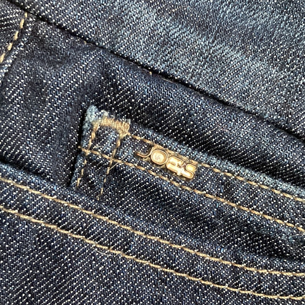 Joe’s Jeans Provocateur Style Dark Wash Boot Cut - Picture 2 of 9